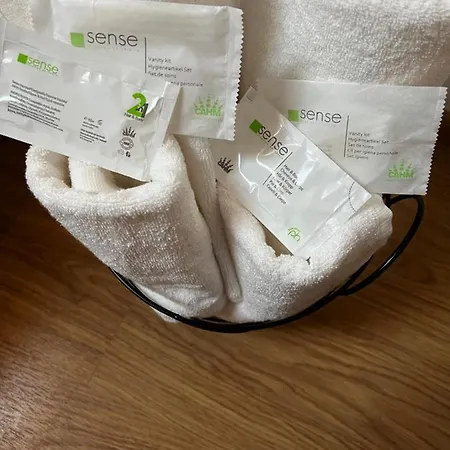 A&k Guest וארנה